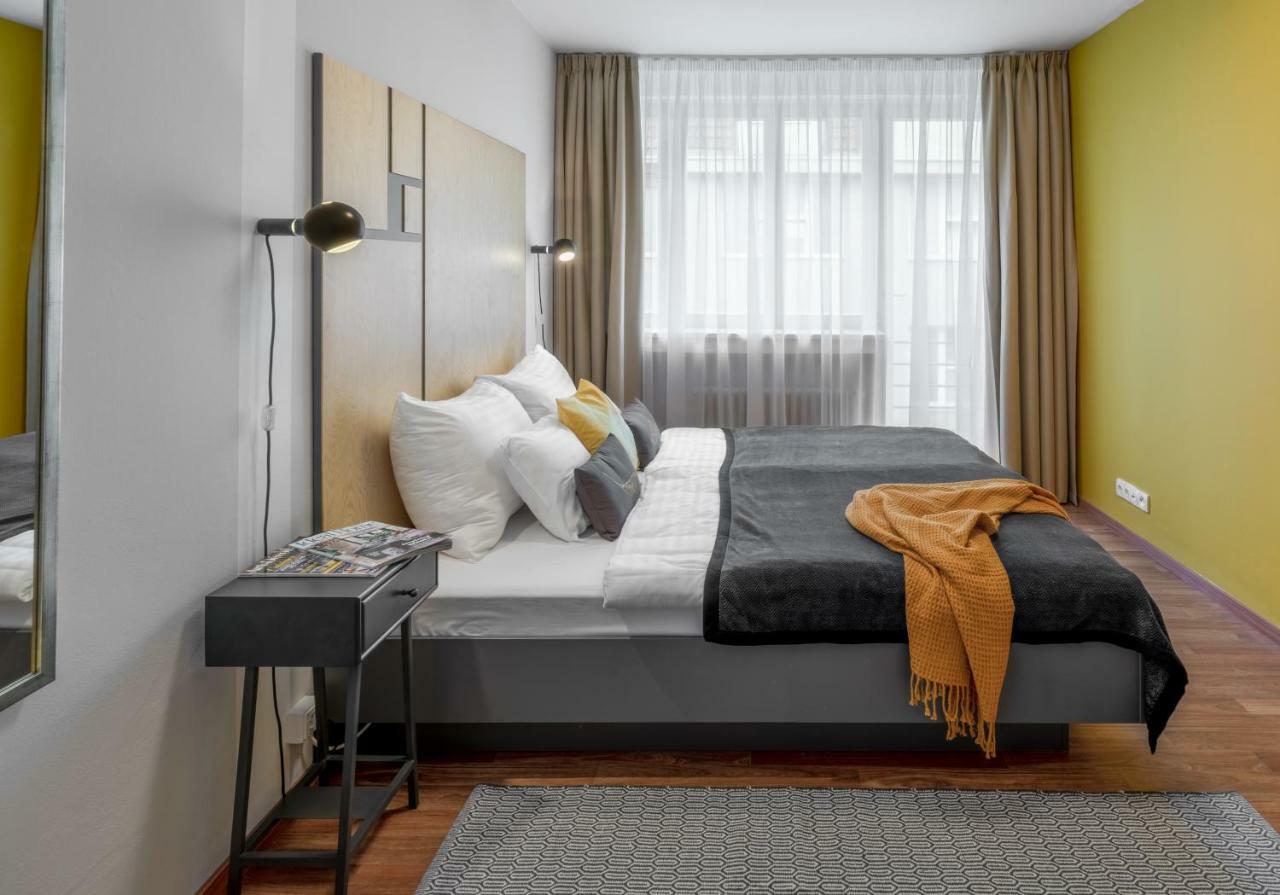 City Leaf Apartments Прага Екстериор снимка